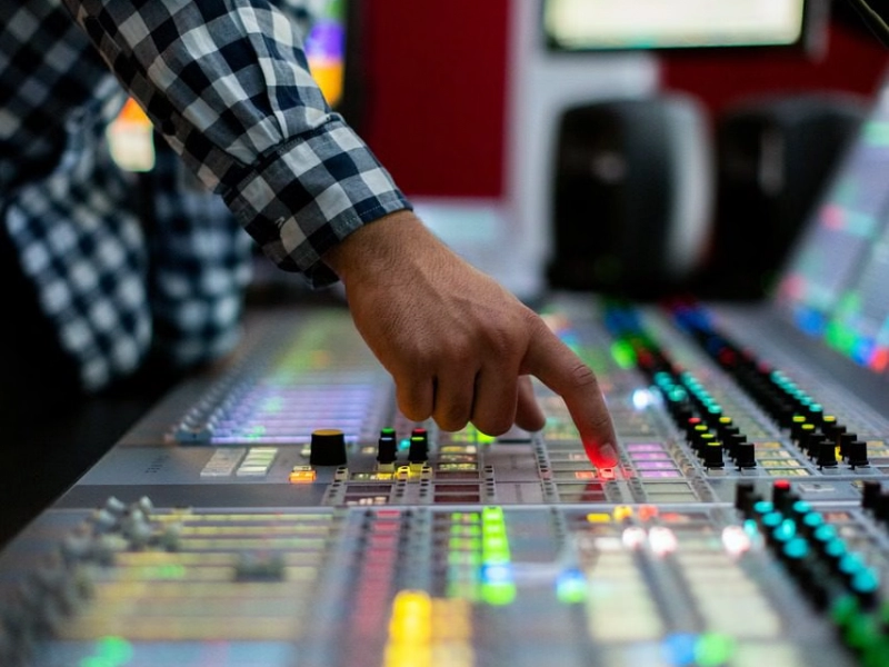 Animateur technicien réalisateur à Caen